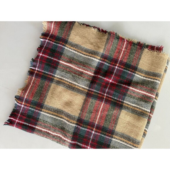 MODCLOTH Oversized Soft Plaid Blanket Scarf Wrap 81 x 39 Inches - Picture 4 of 5